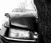 921217_crashed_car-sxchu-thumb-225x168-382251 921217_crashed_car-sxchu-thumb-225x168-382251