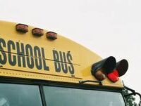 655548_school_bus_red_light-sxchu-thumb-225x151-419211