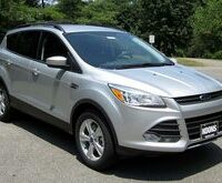 800px-2013_Ford_Escape_SE_-_07-11-2012-By-IFCAR-Own-work-Public-domain-via-Wikimedia-Commons-thumb-225x165-683271